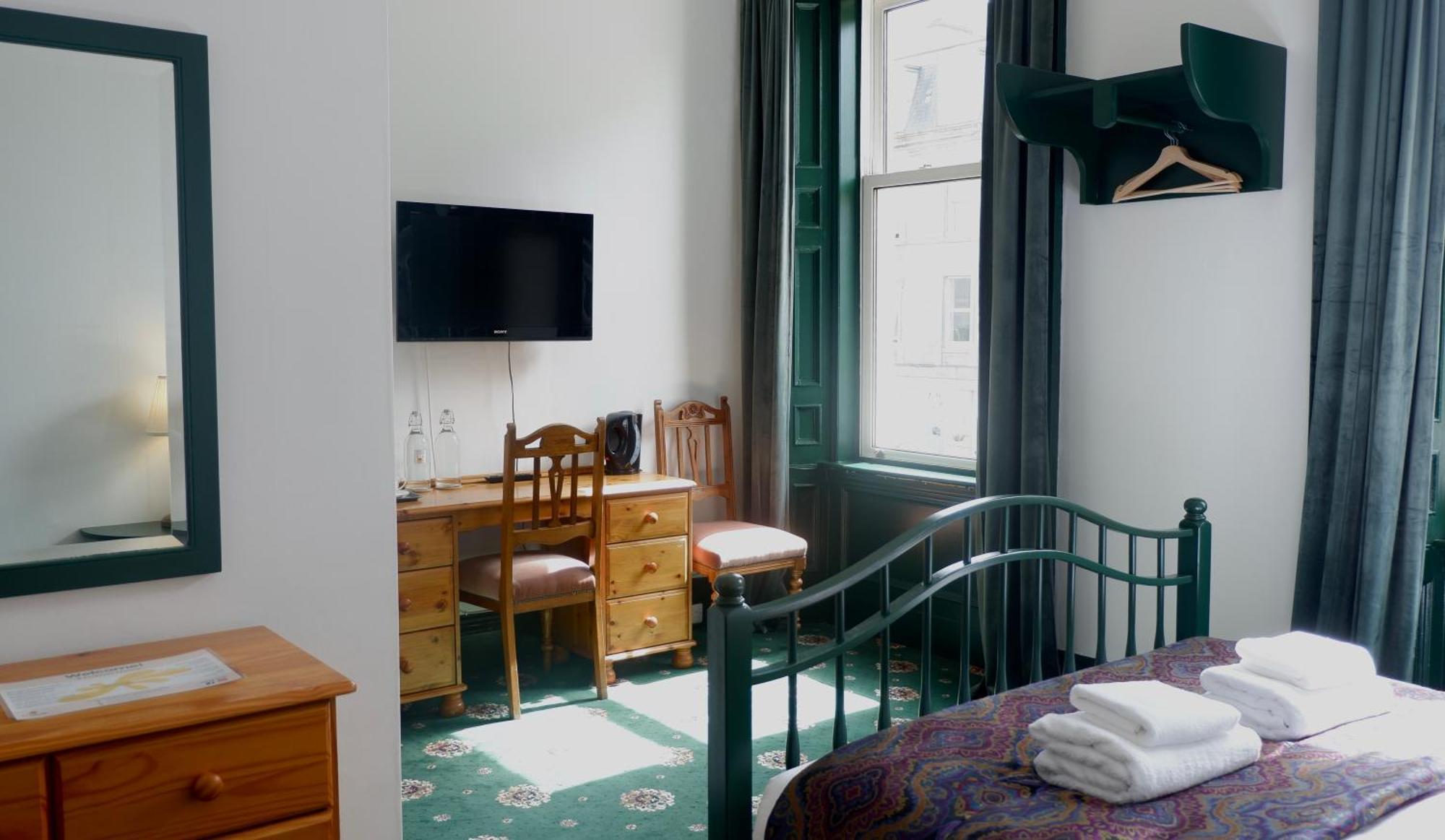 4 Friends House Hotell EDI Eksteriør bilde