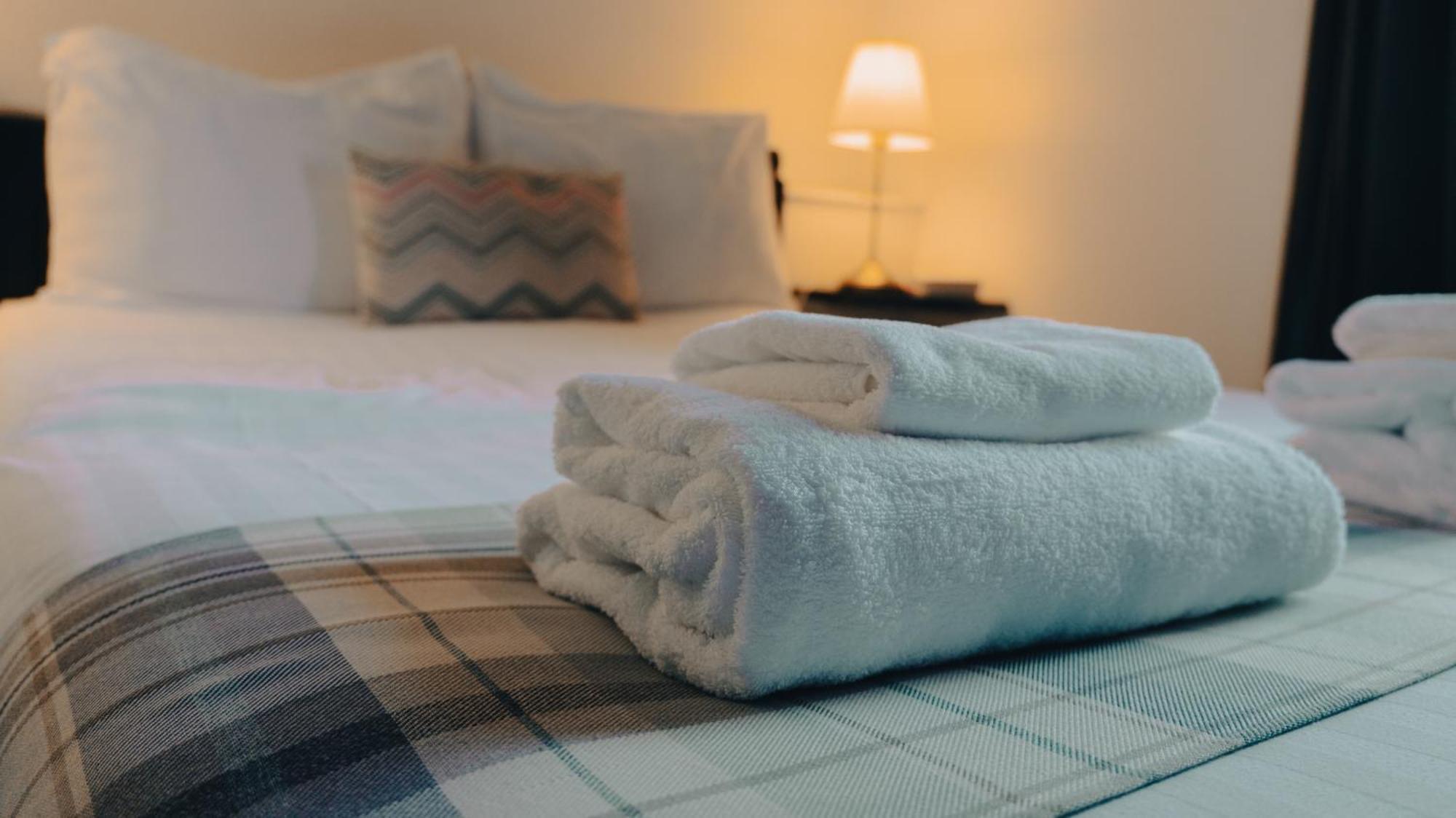 4 Friends House Hotell EDI Eksteriør bilde